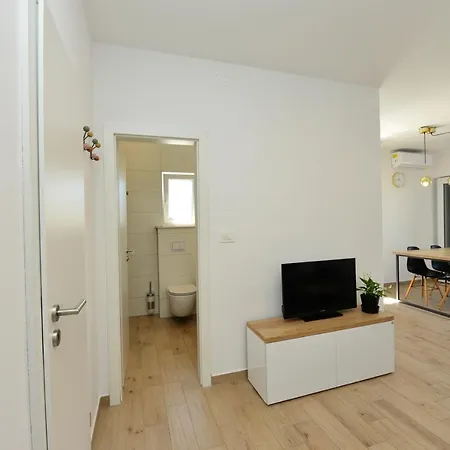 Teco Mit Pool Appartamento *