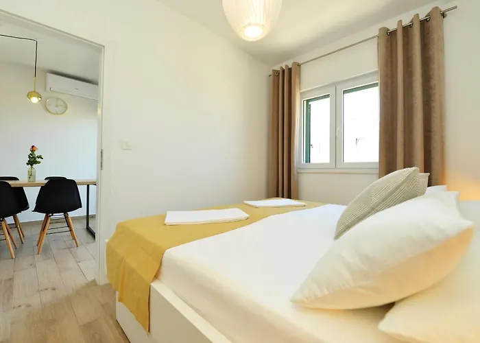 Appartamento Teco Mit Pool