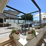 Teco Mit Pool * Trogir