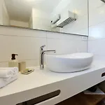 Teco Mit Pool Trogir