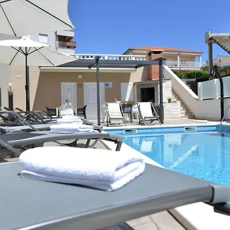 Teco Mit Pool