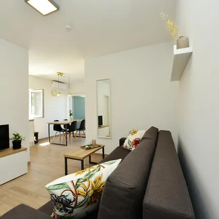 Teco Mit Pool Apartment