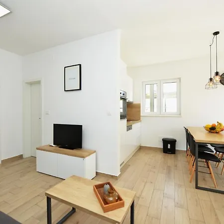 Teco Mit Pool Apartamento