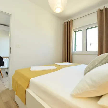 Appartamento Teco Mit Pool
