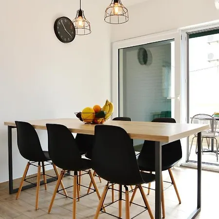 Apartment Teco Mit Pool Trogir