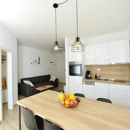 Teco Mit Pool Apartment *