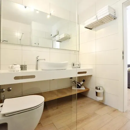 Teco Mit Pool Apartment *