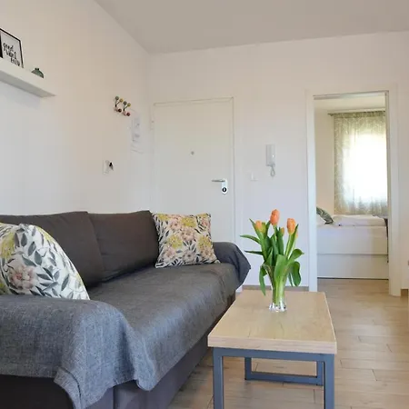 Apartment Teco Mit Pool Trogir