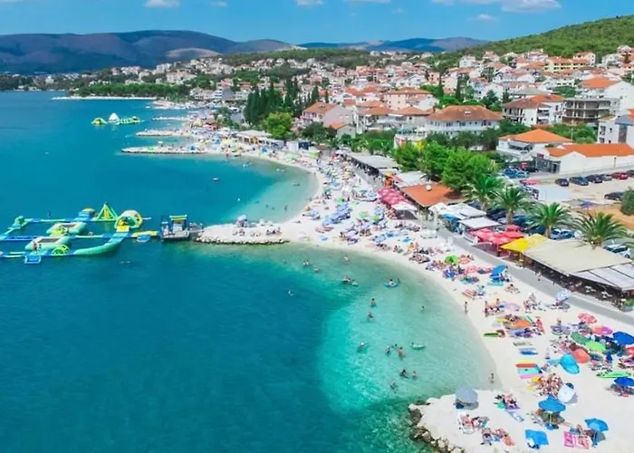 Apartamento Teco Mit Pool Trogir